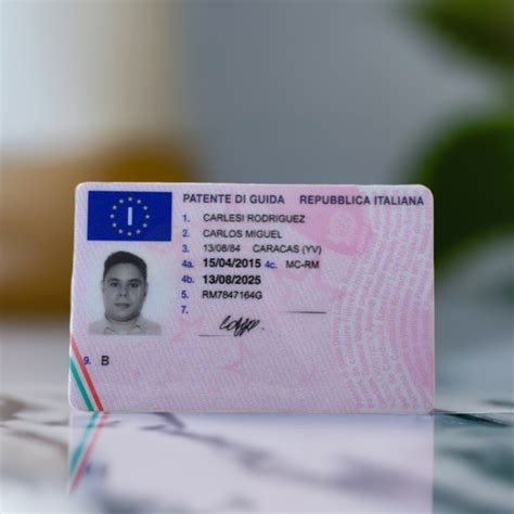 Acquistare la patente di guida